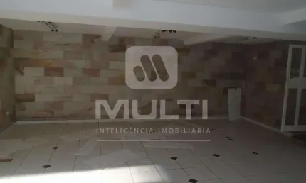 Casa comercial à venda no Centro, Uberlândia  por R$ 3.800.000