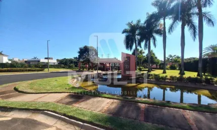 Casa em condomínio fechado com 4 quartos para alugar no Jardim Karaíba, Uberlândia 