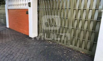 Casa com 2 quartos para alugar no Copacabana, Uberlândia 