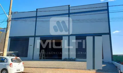 Prédio para alugar no Santa Mônica, Uberlândia 