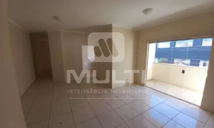 Apartamento com 2 quartos para alugar na Nossa Senhora Aparecida, Uberlândia 