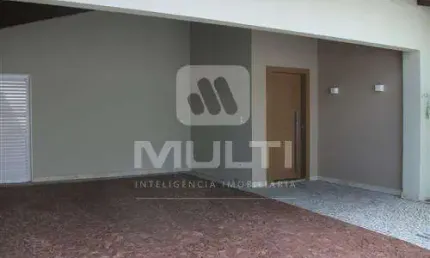 Casa com 4 quartos para alugar no Itapema Sul, Uberlândia 