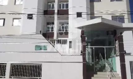 Apartamento com 3 quartos para alugar no Copacabana, Uberlândia 