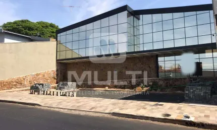 Prédio para alugar no Lidice, Uberlândia 
