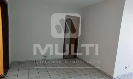 Apartamento com 3 quartos para alugar no Martins, Uberlândia 