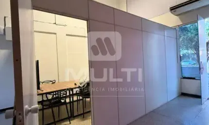 Prédio para alugar no Santa Mônica, Uberlândia 