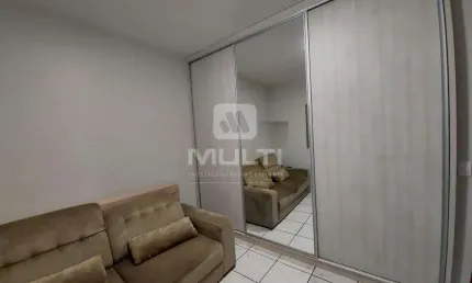 Casa com 3 quartos à venda no Presidente Roosevelt, Uberlândia 