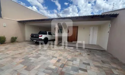 Casa com 4 quartos à venda no Brasil, Uberlândia 