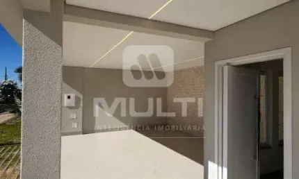 Casa em condomínio fechado com 3 quartos à venda no Shopping Park, Uberlândia 