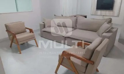 Casa com 4 quartos à venda no Jardim Ipanema I, Uberlândia 