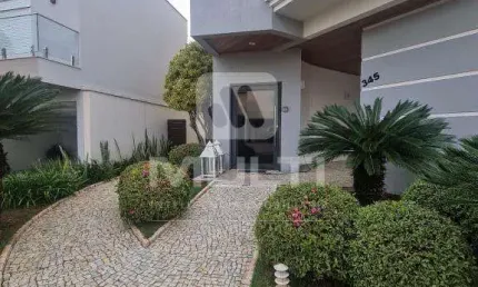 Casa com 5 quartos à venda no Aclimação, Uberlândia 