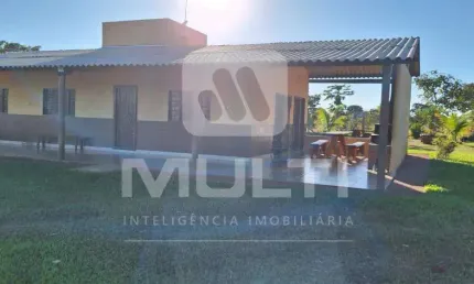 Chácara / sítio com 3 quartos à venda na Área Rural de Uberlândia, Uberlândia 