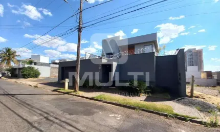 Casa com 3 quartos para alugar no Morada da Colina, Uberlândia 