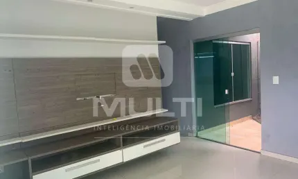 Casa em condomínio fechado com 3 quartos à venda no Alto Umuarama, Uberlândia 