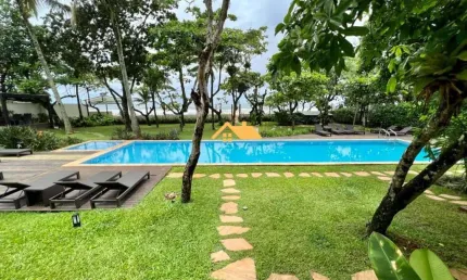 Espetacular Casa em Condomínio à Venda em Camburi, São Sebastião-SP: 4 Quartos, 4 Suítes, 2 Salas, 4 Banheiros, 3 Vagas, 160m²!