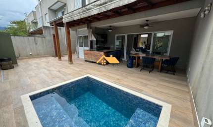 CASA EM CONDOMÍNIO NA PRAIA DE BARRA DO UNA- SAO SEBASTIAO-SP