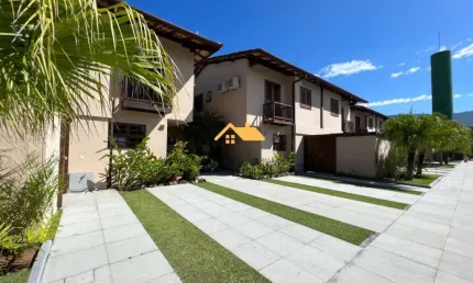 Imperdível Casa em Condomínio na Baleia em São Sebastião-SP: 4 quartos, 2 suítes, 3 salas, 5 banheiros, 4 vagas, 170m².