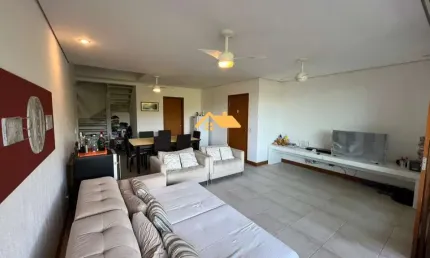 Casa com Vista para o mar na Praia de  Camburi á venda, São Sebastião-SP: 4 Quartos, 4 Suítes, 2 Salas, 4 Banheiros, 3 Vagas, 220m².