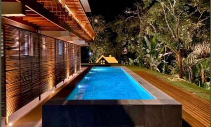 Casa à venda em Maresias, São Sebastião-SP! 5 quartos, 5 suítes, 3 salas, 3 vagas e 400m² de área. Confira já!