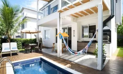 FRENTE AO MAR-Casa  em condomínio em Maresias - São Sebastião-SP: 4 quartos, 4 suítes, 2 salas, 4 banheiros, 220m².
