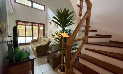 Casa em Condomínio em Camburi a venda, São Sebastião-SP: 4 Quartos, 1 Suíte, 2 Salas, 2 Banheiros, 2 Vagas, 130m²