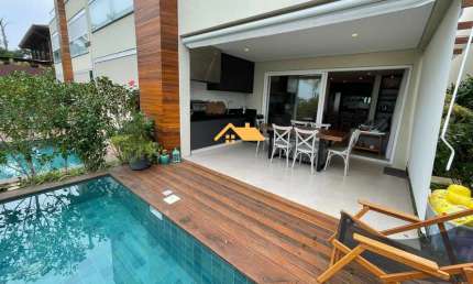 CASA FRENTE AO MAR NA PRAIA DE JUQUEHY- SAO SEBASTIAO, SP.