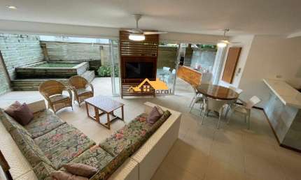 Casa em condomínio em Juquehy, São Sebastião-SP: 4 quartos, 4 suítes, 2 salas, 4 banheiros, 3 vagas, 173m².