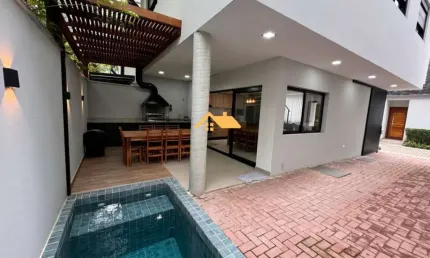 Aluguel de Casa em Condomínio em Maresias-SP: 3 Quartos, 3 Suítes, 2 Salas, 3 Banheiros, 2 Vagas de Garagem, 120m².