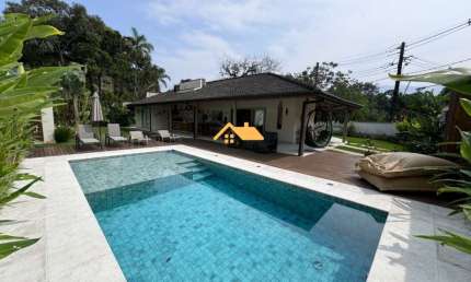 Imperdível oportunidade: Casa à venda em São Sebastião-SP, Barra do Una, 4 quartos, 3 suítes, 2 salas, 5 banheiros, 4 vagas, 287m².