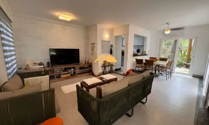 Casa em condomínio em juquehy, são sebastião-sp: 4 quartos, 2 suítes, 2 salas, 3 banheiros, 2 vagas, 140m². venha conhecer!