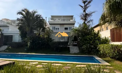 Casa de luxo em condomínio à venda em juquehy, são sebastião-sp: 5 quartos, 5 suítes, 3 salas, 5 banheiros, 2 vagas, 305m².
