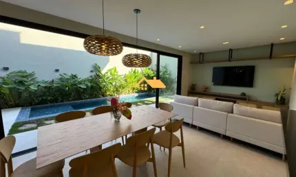 Casa de Luxo em Condomínio à Venda em Juquehy, São Sebastião-SP: 3 Quartos, 3 Suítes, 2 Salas - Imperdível!