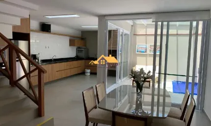 Casa  em Condomínio à Venda ou Locação em Juquehy, São Sebastião-SP: 4 Quartos, 4 Suítes, 3 Salas, 5 Banheiros, 2 Vagas, 200m².