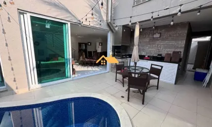 Casa  em Condomínio: 4 Quartos, 4 Suítes, 2 Salas, 4 Banheiros, 4 Vagas - Juquehy, São Sebastião-SP (180m²)