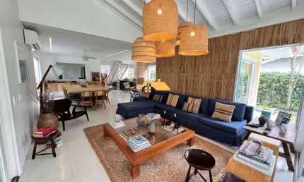 Imperdível casa de luxo em condomínio de alto padrão em juquehy, são sebastião-sp: 5 quartos, 5 suítes, 3 salas, 5 banheiros, 4 vagas, 305m².