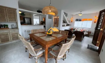 Casa de luxo em Juquehy, São Sebastião-SP: 3 quartos, 3 suítes, 3 salas, 4 banheiros, 2 vagas de garagem, 180,00 m².