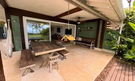 Casa para locação de temporada em condomínio para locação em Camburi, São Sebastião-SP - 4 quartos, 4 suítes, 2 salas, 4 banheiros, 3 vagas, 230m².