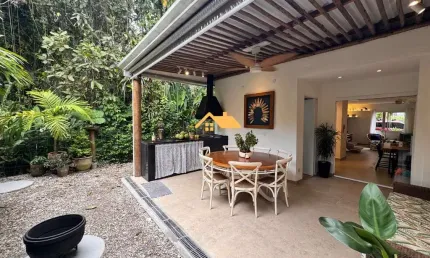 Casa  no condomínio Green Florest  na Barra do Una, São Sebastião-SP: 3 quartos, 3 suítes, 2 salas, 3 banheiros, 2 vagas, 130m².