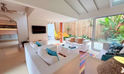 Condominio Armacao de Juquehy, São Sebastião-SP: 4 Quartos, 3 Suítes, 4 Banheiros, 2 Vagas de Garagem
