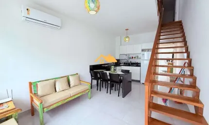 Casa com terraço em Juquehy, São Sebastião-SP: 2 Quartos, 1 Suíte, 2 Salas, 2 Banheiros, 1 Vaga, 90m². Venha Conferir!