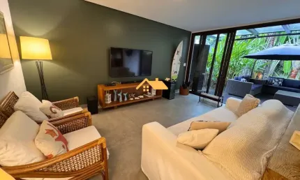 Aluguel de Casa em Condomínio de Alto Padrão em Juquehy, São Sebastião-SP: 3 Quartos, 3 Suítes, 2 Salas, 3 Banheiros, 3 Vagas, 140m².
