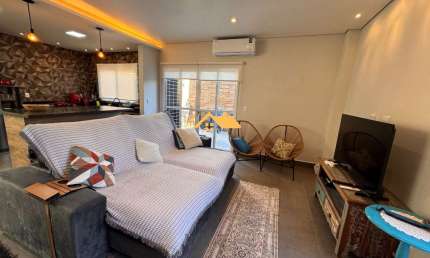 Casa para locação em Juquehy, São Sebastião-SP: 3 quartos, 3 suítes, 2 salas, 3 banheiros, 2 vagas. Espaço de 120m².