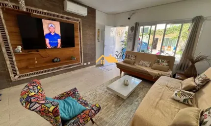 Juquehy: Casa em Condomínio com 3 Quartos- Venda ou Locação anual. 150 metros do shopping monjolo
