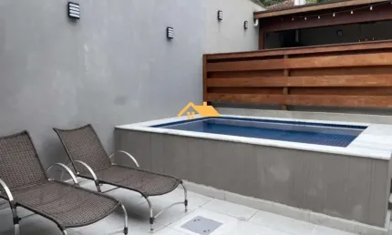 Casa em Condomínio  para locação anual em Camburi, São Sebastião-SP: 4 Quartos, 2 Suítes, 2 Salas, 3 Banheiros, 2 Vagas, 200 m².