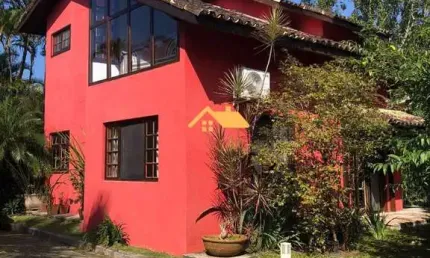 Casa de alto padrão em condomínio para locação em maresias, são sebastião-sp: 3 quartos, 2 suítes, 2 salas e 2 vagas de garagem!