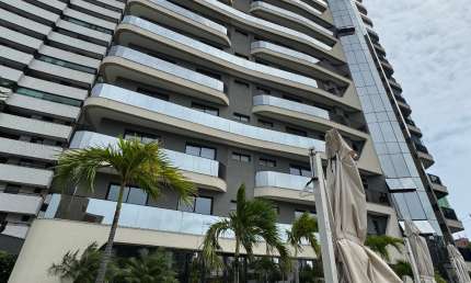 Apartamento novo alto padrão no Meireles em andar alto