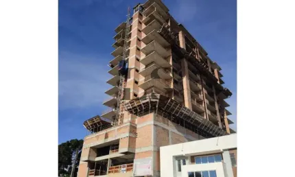 Apartamento para Venda em Guarapuava, Trianon, 3 dormitórios, 1 suíte, 2 banheiros, 2 vagas