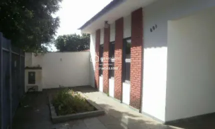 Casa para Venda em São José do Rio Preto, Jardim Herculano, 3 dormitórios, 1 suíte, 3 banheiros, 2 vagas