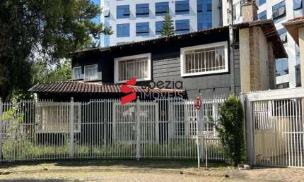 Casa com 11 quartos para alugar na Itália, 102, Alto da Glória, Curitiba por R$ 5.500