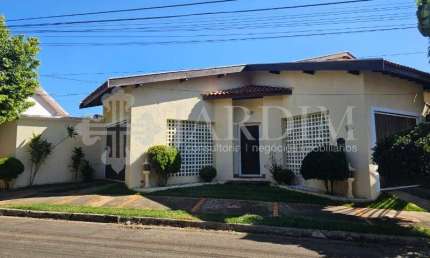 Casa com 3 quartos à venda no Dois Córregos, Piracicaba 